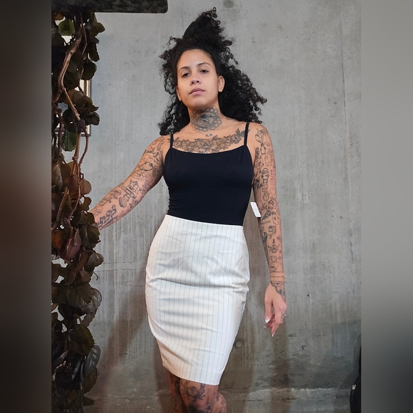 Express pencil skirt women's size 8 - Picture 2 of 5